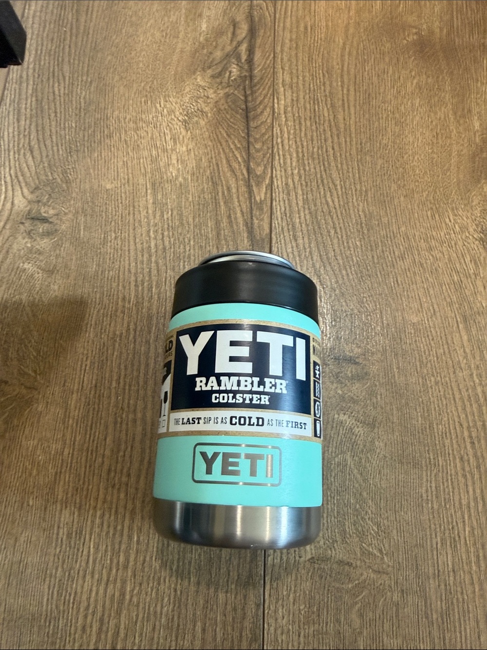 Yeti Rambler Colster Cooler in Seafoam